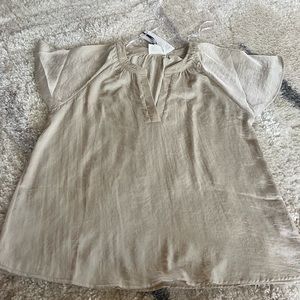 Olive and Oak top- cream color -Size Large never worn!